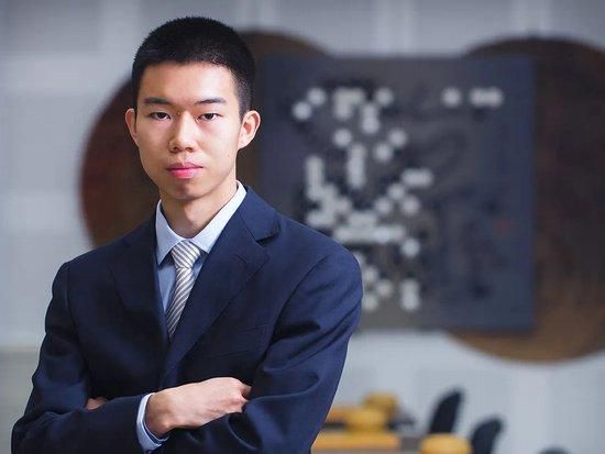 亚洲精品一区二区三区四区