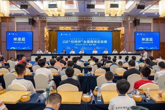 娇女嗯啊黑壮汉好猛h别添