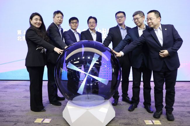 变态将卵巢扩张h超重口