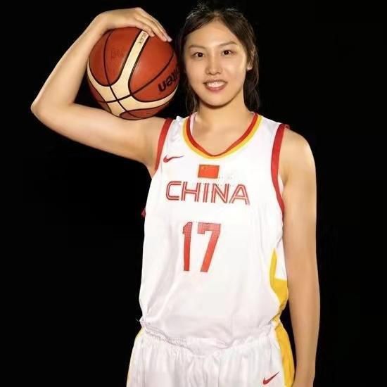 鲁丝av