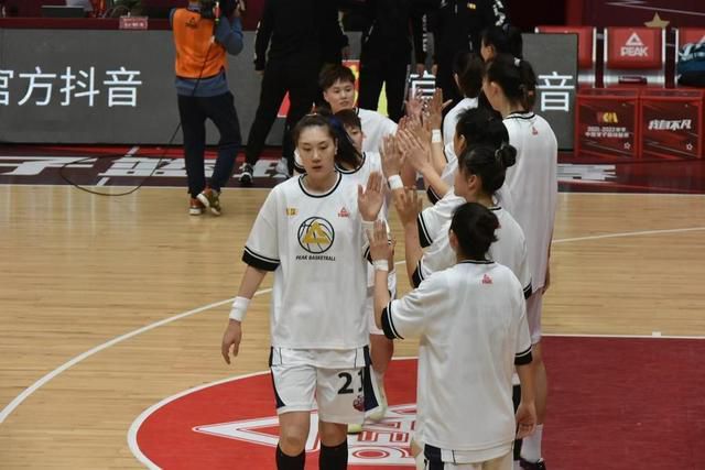 艳妇诱春第5部分h