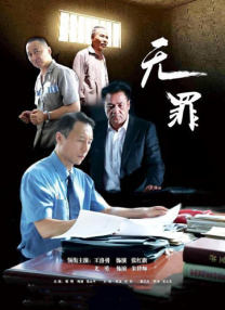 朵丝佳穿泳装图片